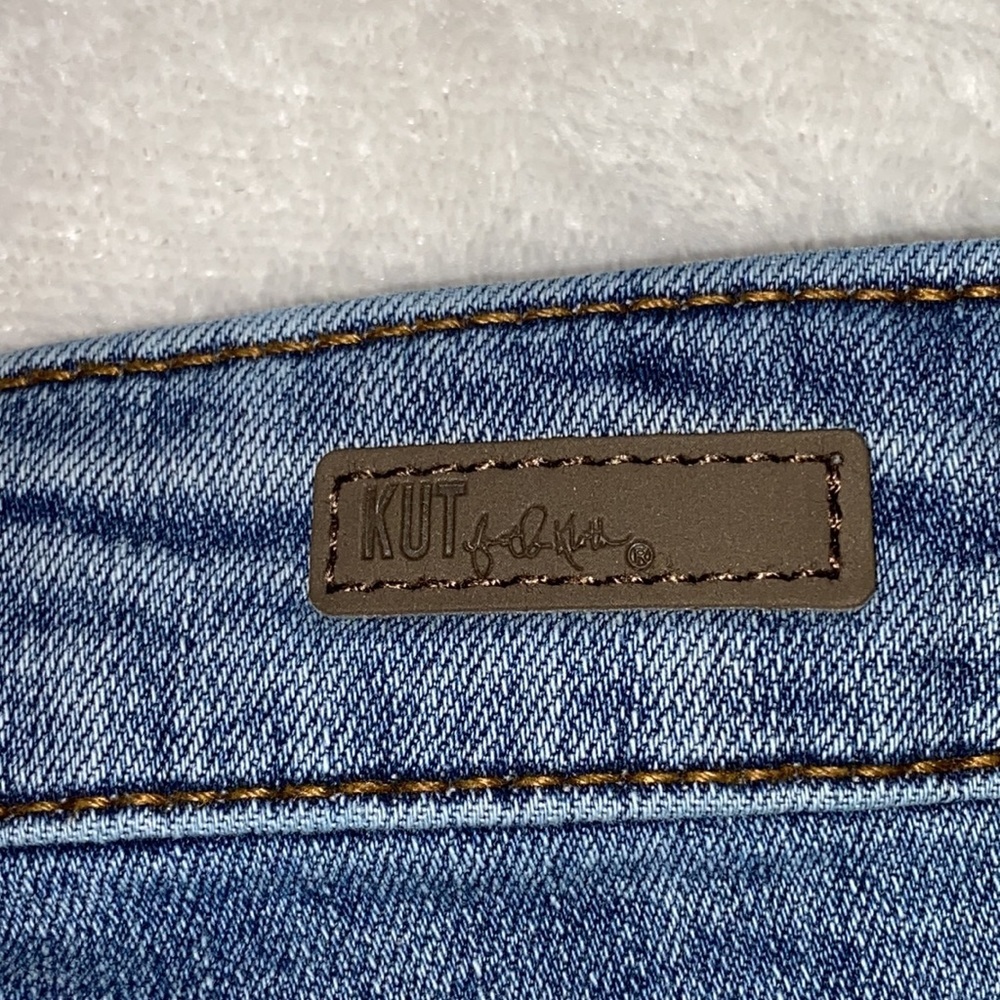 Kut From The Cloth Button Fly Catherine High Rise Boyfriend Short - Picture 13 of 14